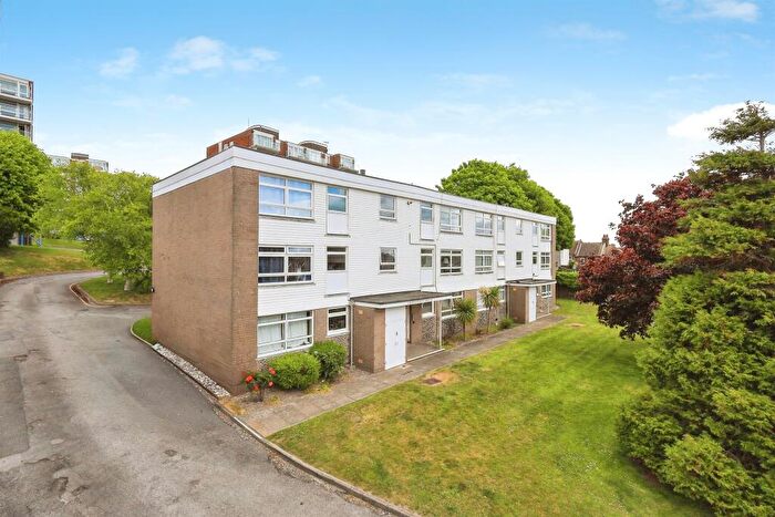1 Bedroom Flat For Sale In Ocklynge Road, Eastbourne, BN21