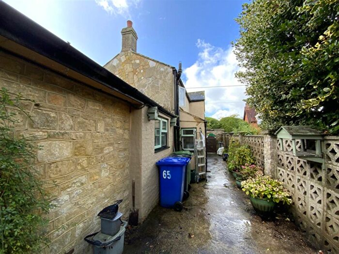 2 Bedroom Detached House For Sale In High Street, Whittlebury, Towcester, NN12