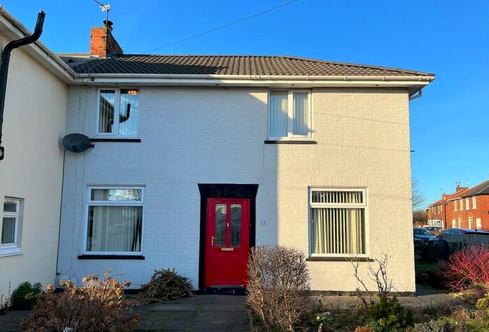 2 Bedroom Semi-Detached House For Sale In South Avenue, Redcar, North Yorkshire, TS10