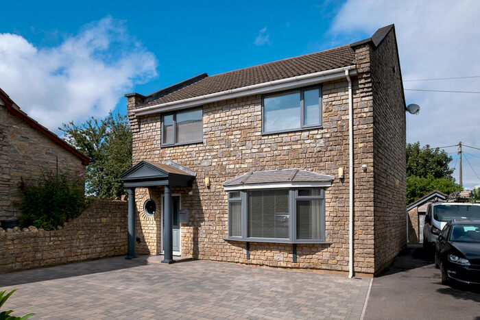 4 Bedroom Detached House For Sale In Bridgwater Road, Barrow Gurney, BS48