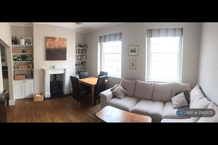 3 Bedroom Maisonette To Rent In Melbourne Street, Exeter, EX2