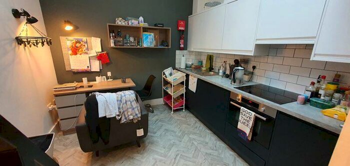 Studio To Rent In Queens Road, Bristol, BS8