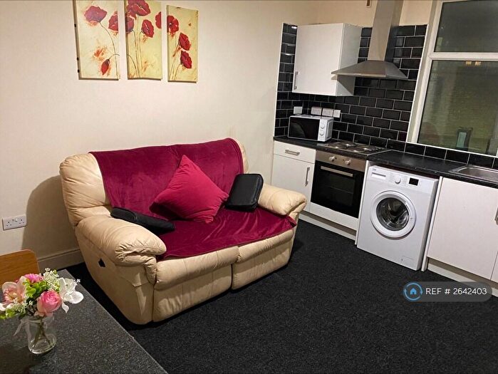 2 Bedroom Flat To Rent In Crookes Vally Road, Sheffield, S10