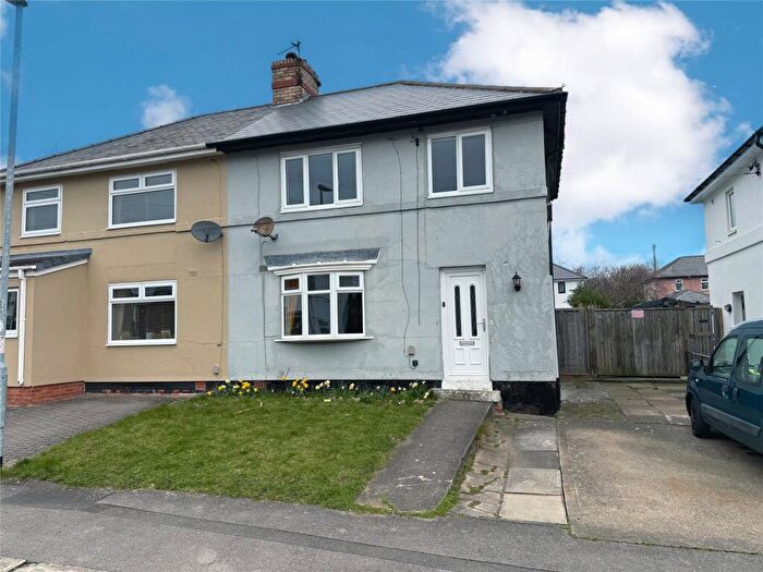 3 Bedroom Semi Detached House For Sale In Gray Avenue, Framwellgate Moor, Durham, DH1