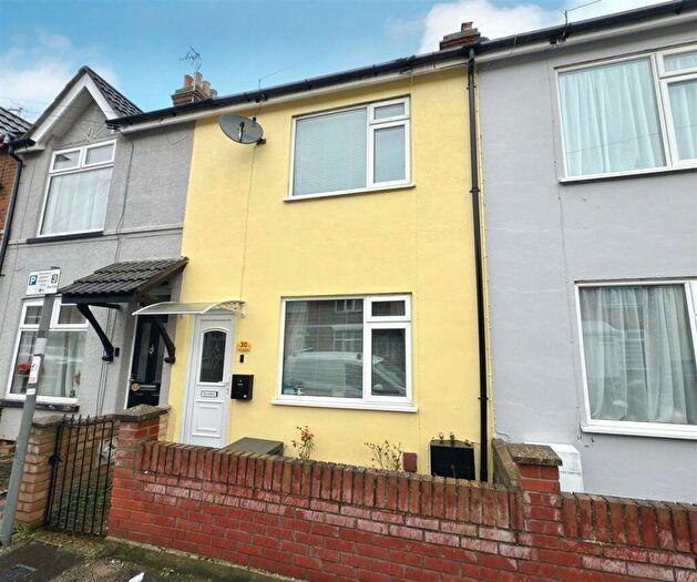3 Bedroom Terraced House For Sale In Maidstone Road, Lowestoft, Suffolk, NR32