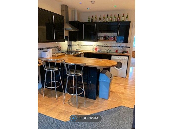 2 Bedroom Flat To Rent In Upper Craigs, Stirling, FK8