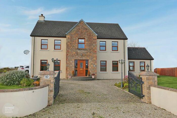 5 Bedroom Detached House For Sale In Moneyduff Road, Cloughmills, Ballymena, BT44