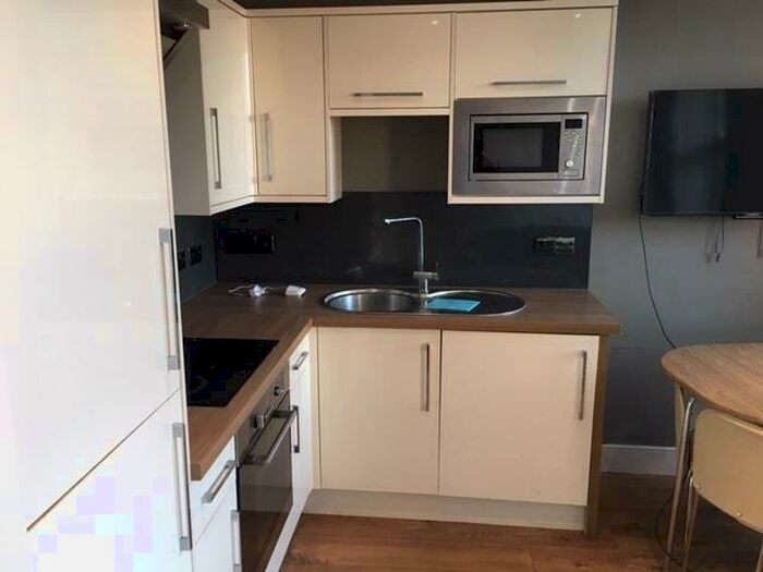 2 Bedroom Private Hall To Rent In St. Leonards Gate, Lancaster, LA1