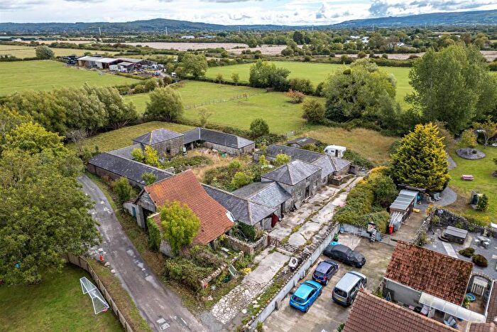 5 Bedroom Detached House For Sale In Hewish Court | Modernisation, BS24