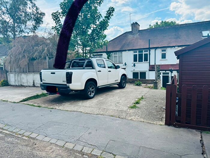 3 Bedroom Terraced House To Rent In Selsdon Road, South Croydon, CR2