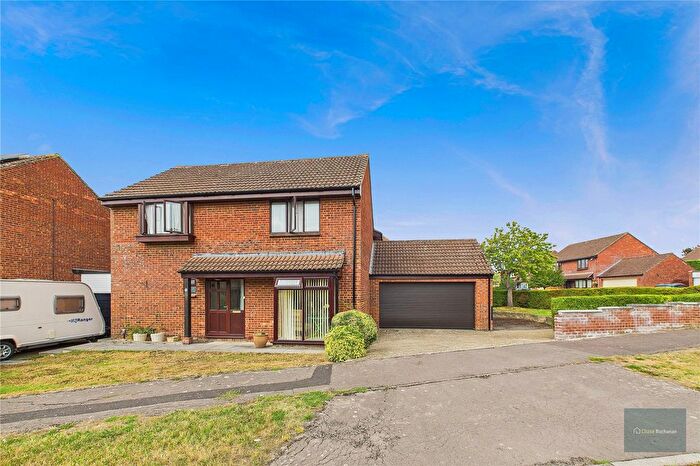4 Bedroom Detached House For Sale In Bader Park, Melksham, SN12