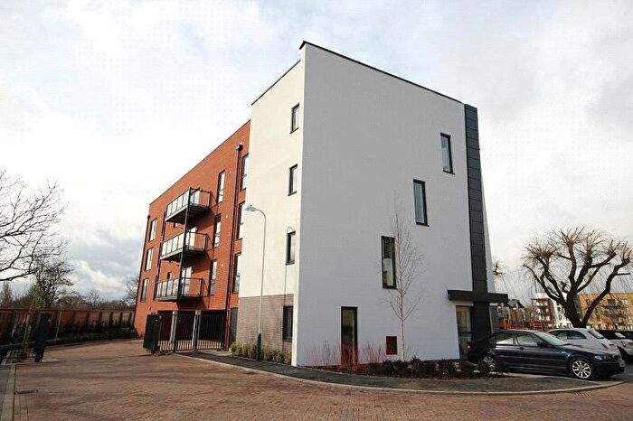 1 Bedroom Flat To Rent In Huntingdon Dirve, Harold Wood, RM3