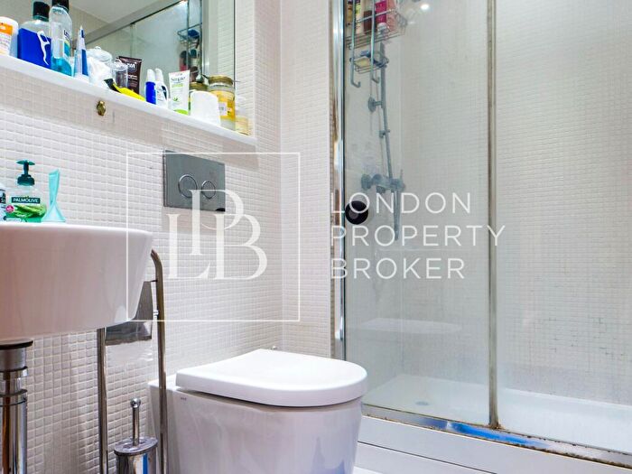 3 Bedroom Apartment To Rent In Indescon Square, London, E14