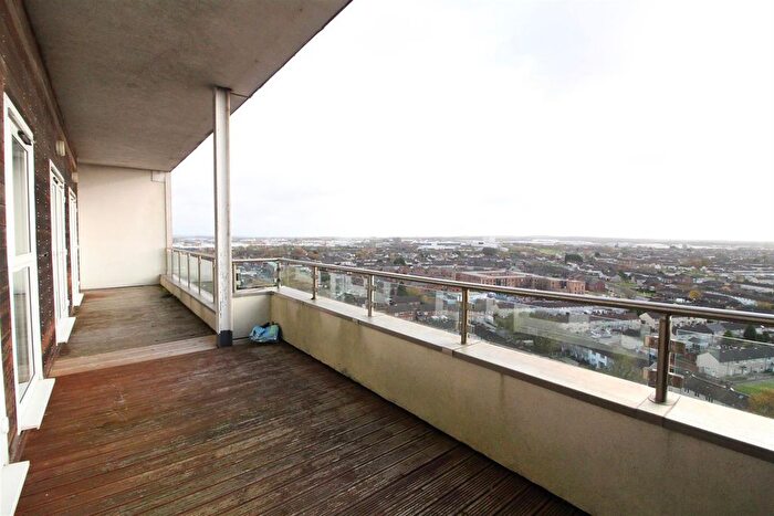 2 Bedroom Flat For Sale In Willow Rise, Roughwood Drive, Northwood, L33