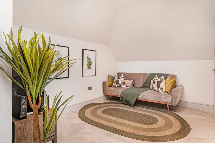 1 Bedroom Flat To Rent In Wembley Park Drive, Wembley, HA9