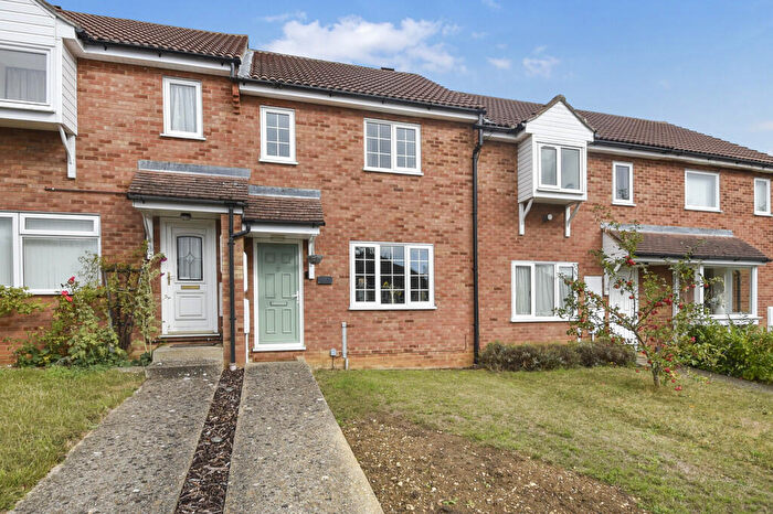 3 Bedroom Terraced House For Sale In Muntjac Close, Eaton Socon, PE19