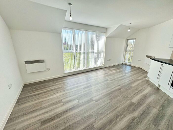 2 Bedroom Flat To Rent In Spekeland Road, Liverpool, L7