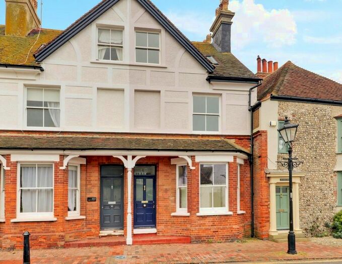 3 Bedroom Terraced House To Rent In High Street, Rottingdean, Brighton, BN2