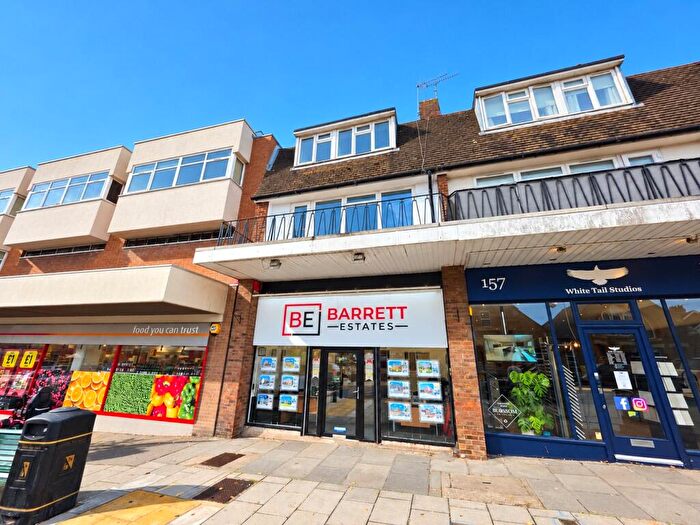 3 Bedroom Maisonette To Rent In Castle Road, Rayleigh, Essex, SS6