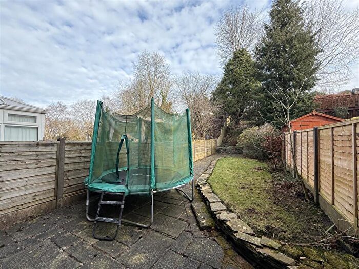 3 Bedroom Terraced House For Sale In Ashes Close, Stalybridge, SK15