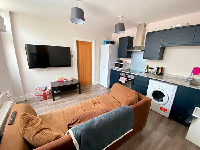 1 Bedroom Flat To Rent In Trent Boulevard, West Bridgford, NG2