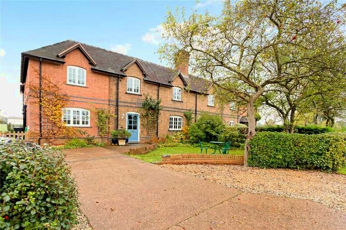 4 Bedroom Semi-Detached House For Sale In Radbrook Cottages, Preston On Stour, Stratford-upon-avon, Warwickshire, CV37