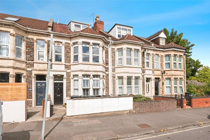 1 Bedroom Flat For Sale In Bath Road, Brislington, Bristol, BS4