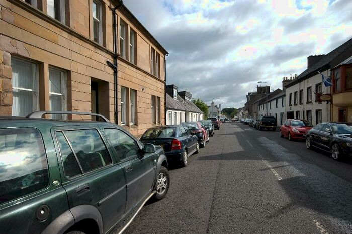 1 Bedroom Flat To Rent In Main Street, Lochwinnoch, Renfrewshire, PA12