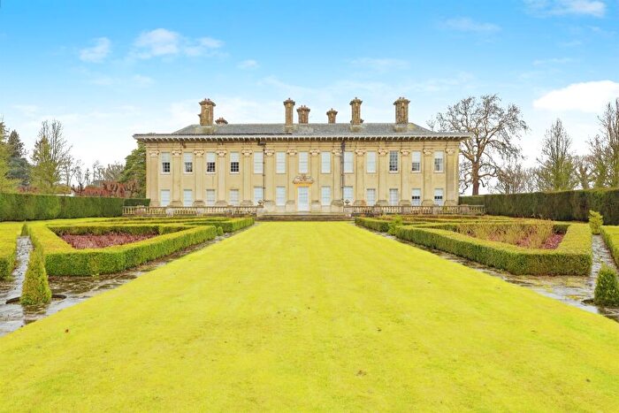 3 Bedroom Apartment For Sale In Lees Court, Sheldwich, Faversham, ME13