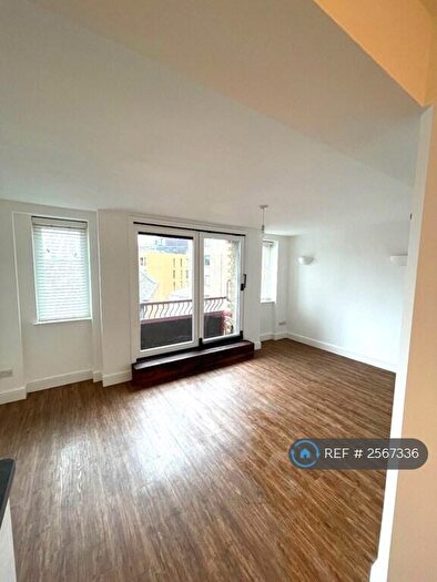 Studio To Rent In Gun Place, London, E1W