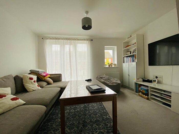 4 Bedroom Terraced House To Rent In Cicero Crescent, MK11