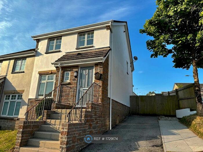 3 Bedroom Semi-Detached House To Rent In Boveway Drive, Liskeard, PL14
