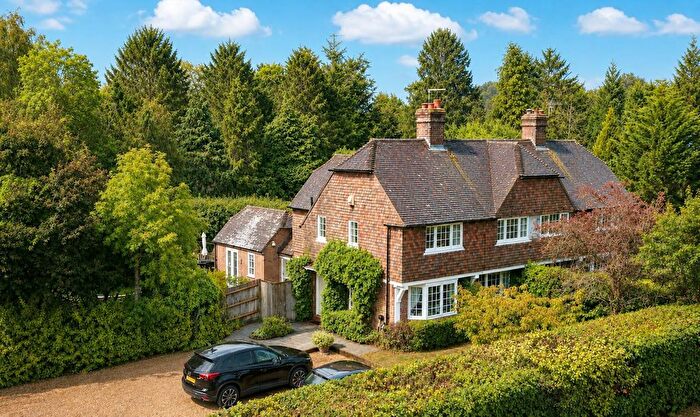 3 Bedroom Semi-Detached House For Sale In Rye Road, Hawkhurst, Cranbrook, TN18