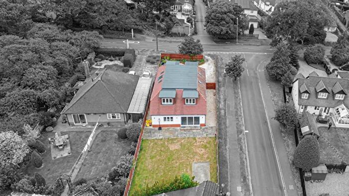 5 Bedroom Detached Bungalow For Sale In Park Street Lane, Park Street, St. Albans, AL2
