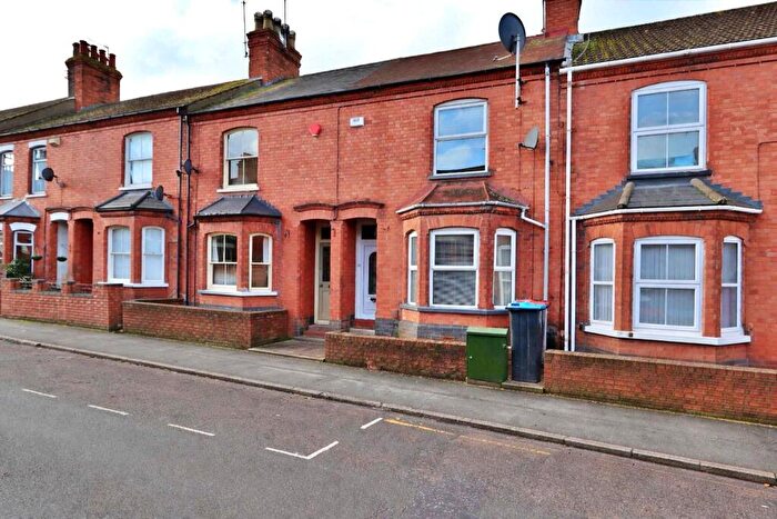 3 Bedroom Terraced House For Sale In Cambridge Street, Wolverton, Milton Keynes, MK12