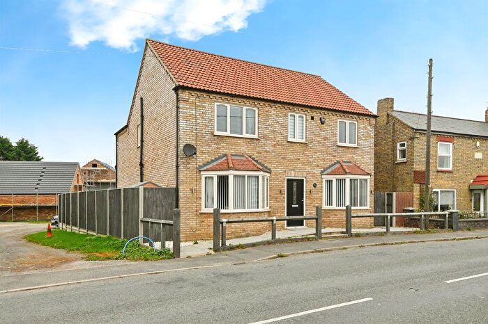 4 Bedroom Detached House For Sale In Downham Road, Outwell, Wisbech, PE14