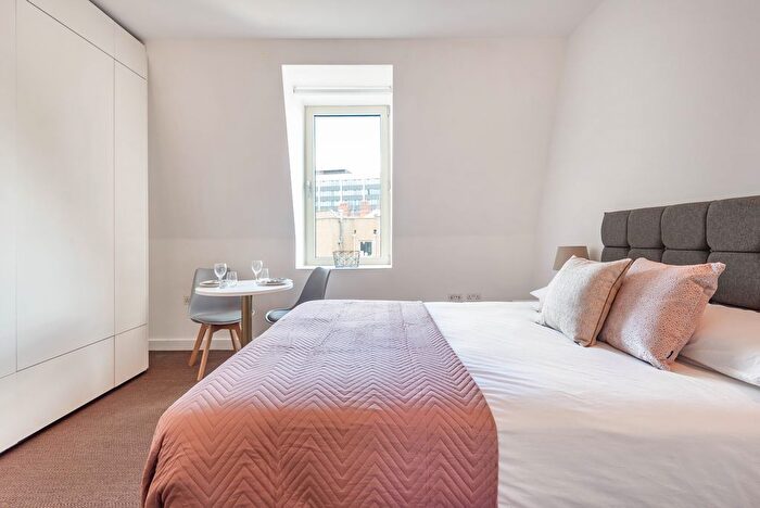 Studio To Rent In Staines Road, Hounslow, TW3