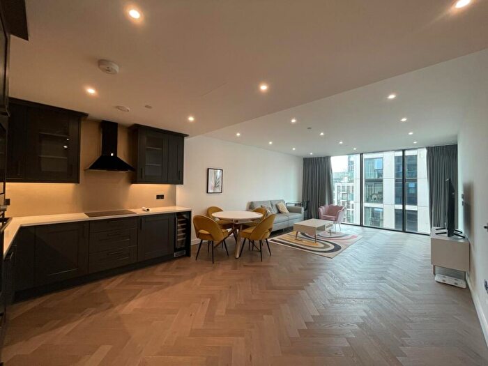 2 Bedroom Flat To Rent In Merino Gardens, Wapping, E1W