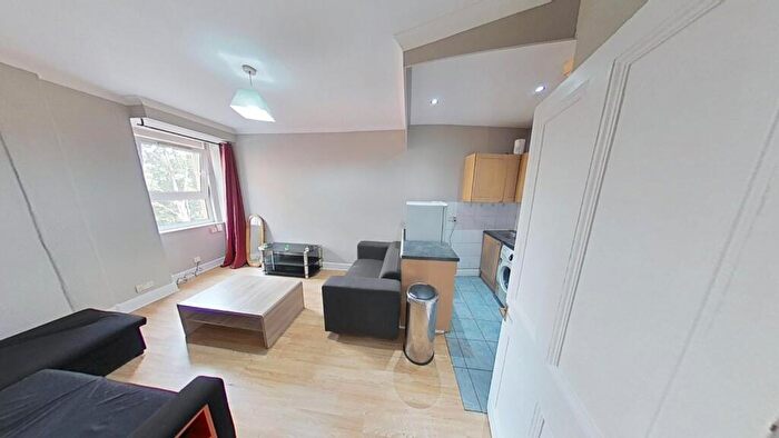 1 Bedroom Flat To Rent In Bothwell Street, Edinburgh, EH7