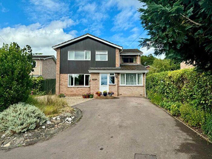 4 Bedroom Detached House For Sale In Scotch Firs, Fownhope, Hereford, HR1