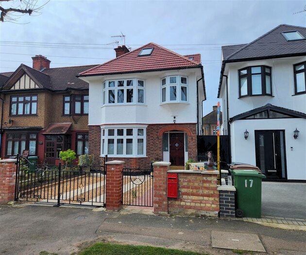 4 Bedroom Property To Rent In Hurst Avenue, London, E4