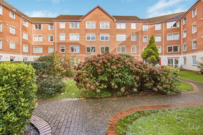 2 Bedroom Retirement Property For Sale In Home Gower House, St. Helens Road, SA1