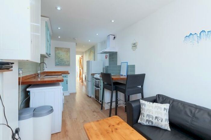 1 Bedroom Mews To Rent In Bertie Road Cumnor, OX2