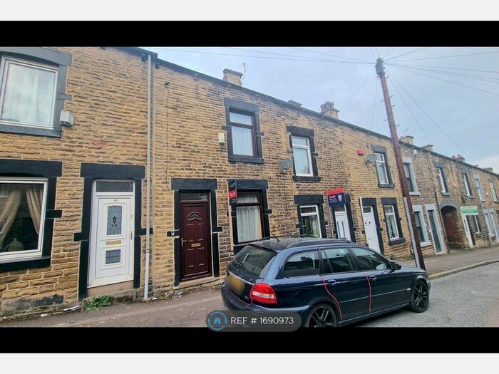 2 Bedroom Terraced House To Rent In Castle Street, Barnsley, S70
