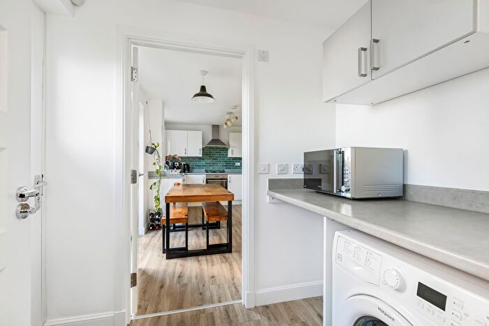 4 Bedroom Detached House For Sale In Martin Street, Burdiehouse, Edinburgh, EH17