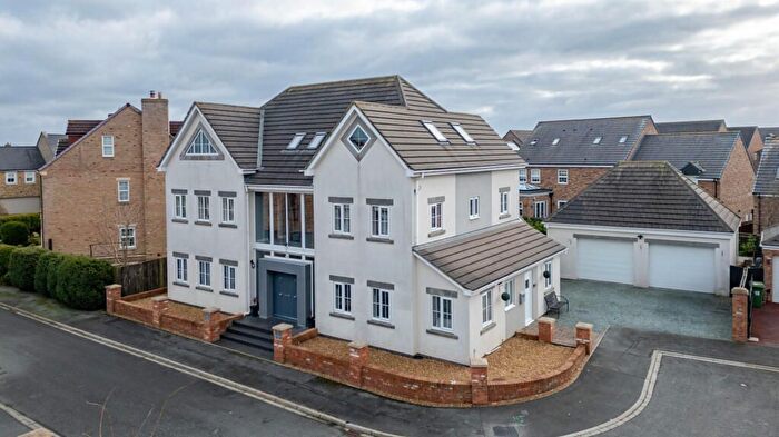 6 Bedroom Detached House For Sale In Brantingham Drive, Ingleby Barwick, Stockton-On-Tees, TS17