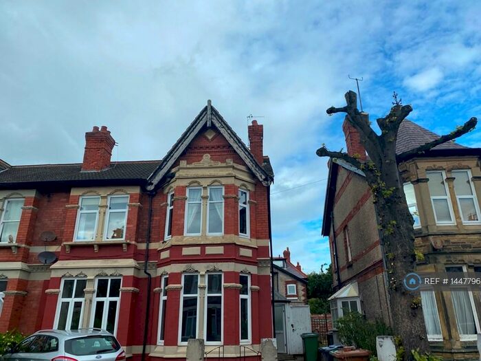 2 Bedroom Flat To Rent In Hydro Avenue, West Kirby, Wirral, CH48