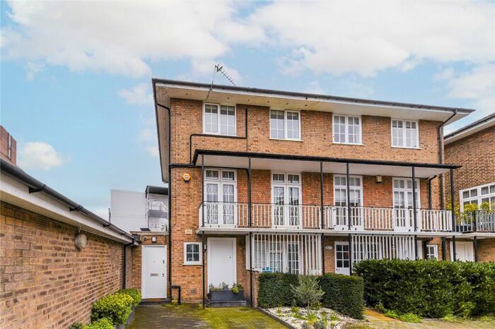 5 Bedroom End Of Terrace House To Rent In Acacia Gardens, London, NW8