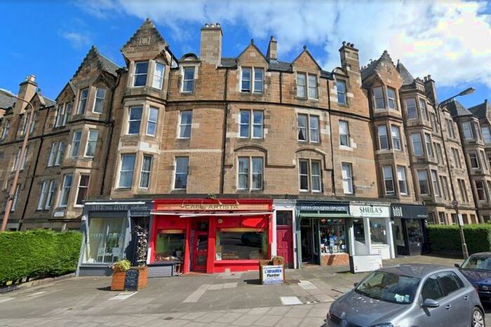 4 Bedroom Flat To Rent In , Marchmont Crescent, Edinburgh, EH9
