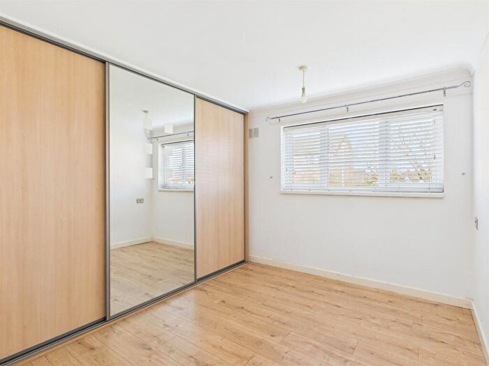 1 Bedroom Flat To Rent In Sandbrook Court, Wirral, CH46